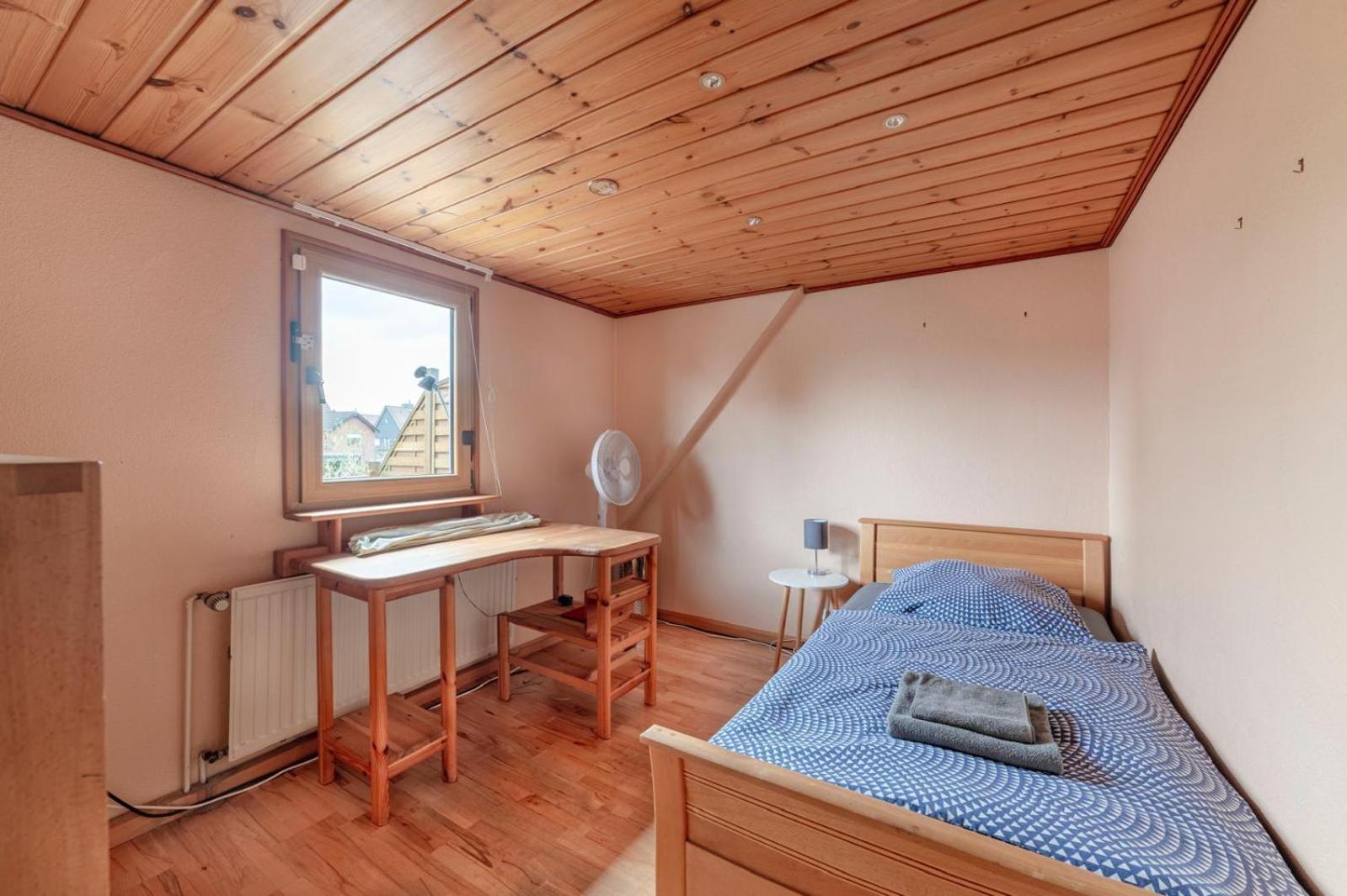 Cozy Villa With Garden, Balcony And Parking Area In Duesseldorf 外观 照片